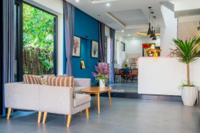 PHU0NG'S BEACH HOUSE